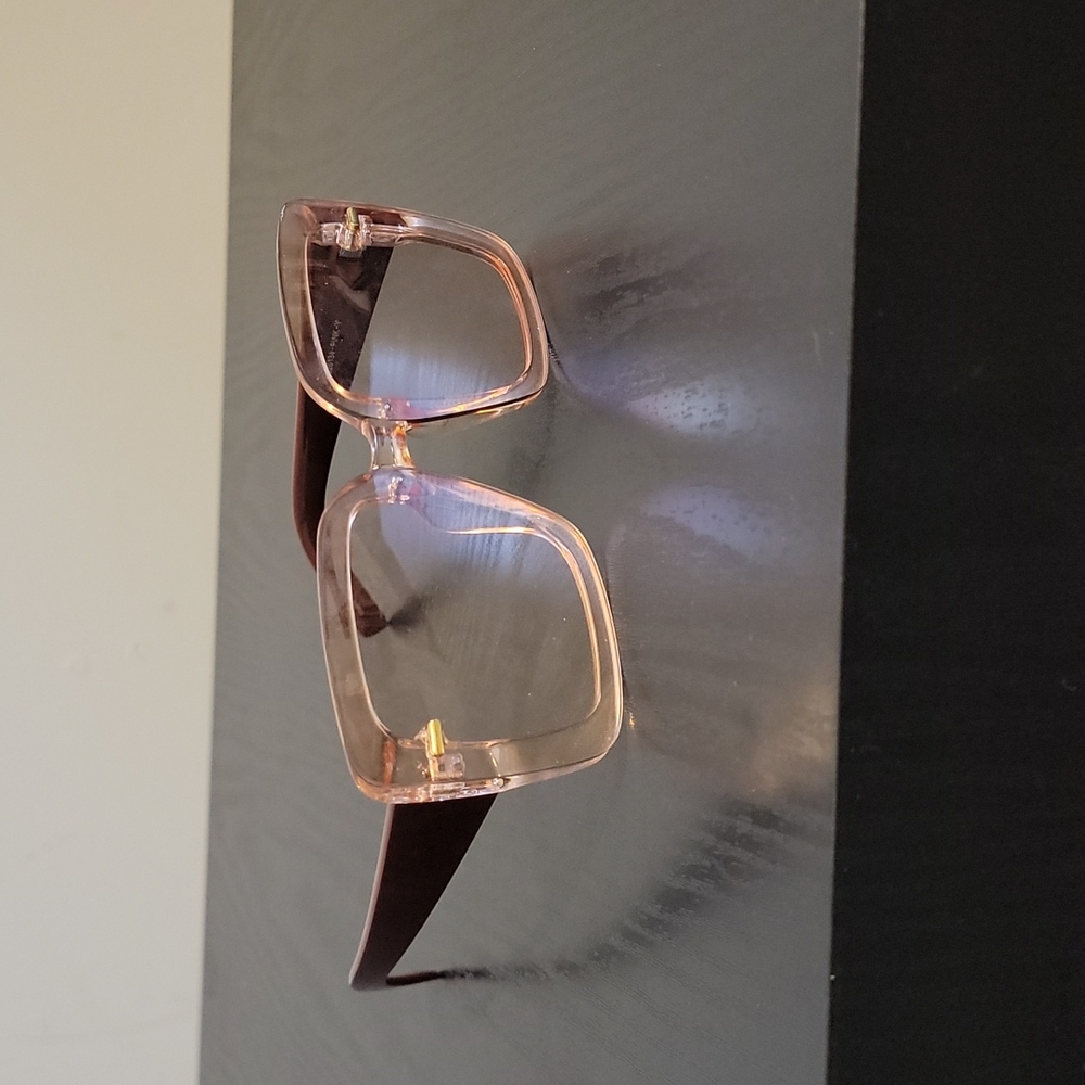 70s inspired sunglasses